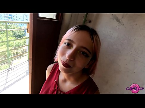 ❤️ Студент Sensual відсмоктує незнайомця в глибинці - сперма йому на обличчя ❤️ Порно у нас ❌️❤